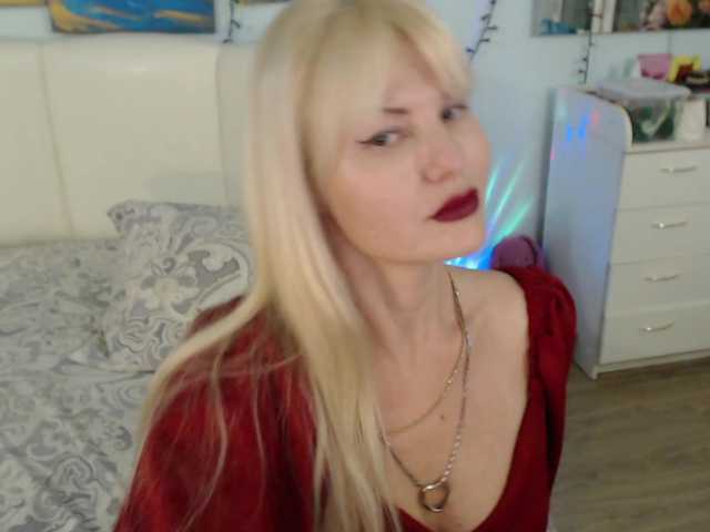 Vysílací screenshoty GLAMSQUIRT