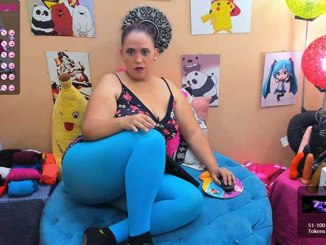 Fotky Kristal_24 curvy, bigboobs, mistress, dominaty, pantyhose, mature, bigass,latina