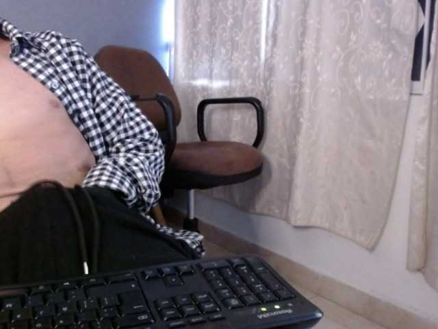 Vysílací screenshoty KoreyNElyse