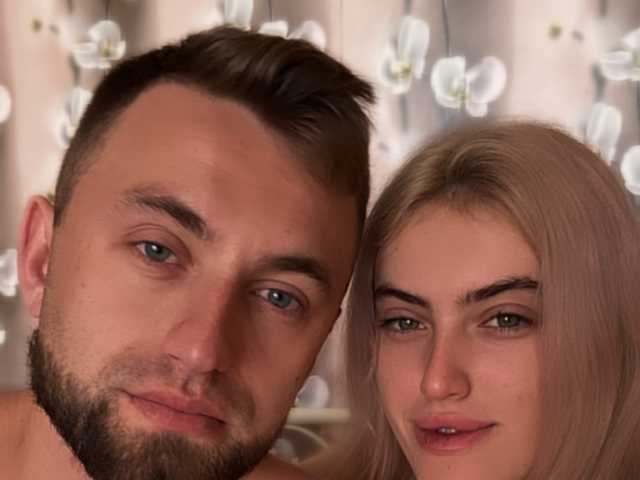 Fotografie profilu KrissAndVanessa