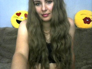 Fotky KrisXS Hello! My name i***ristina! If you like me, put love, add to friends. Show chest worth 50 talk., Pussy 100, ass 50 show ***pers. Watching camera 20 current. I put music to order.