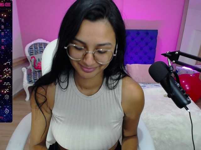 Fotky kylie-janne #tits#ass#squirt#cum#dildo#brunette#18+#smile#dancing#doggy