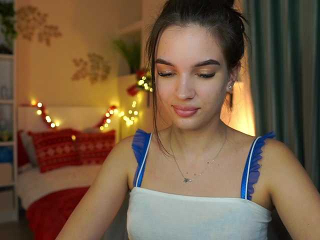 Fotky KylieQuinn018 welcome here guys on this amazing Sunday:#18 #talkative #openmind #inteligent #soulmate