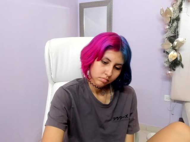 Vysílací screenshoty kyra-wayne