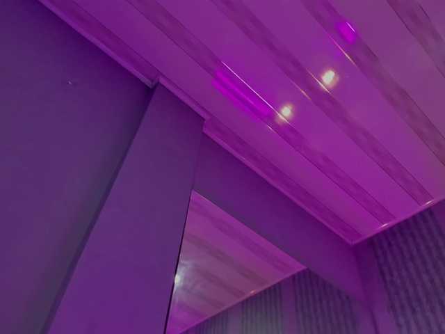 Vysílací screenshoty kyraa-daniels