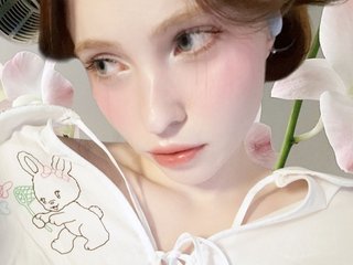 Erotický videochat l1ttle_p0ppy