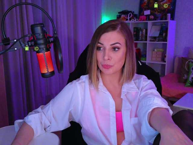 Fotky LadyLLS Hi everyone, I'am Irishka! Lash from 5, domi from 55 tok, mini random with a game on the screen 55 tok, big random 444 tok, favorite vibration 333 tok) PM 99 tok)