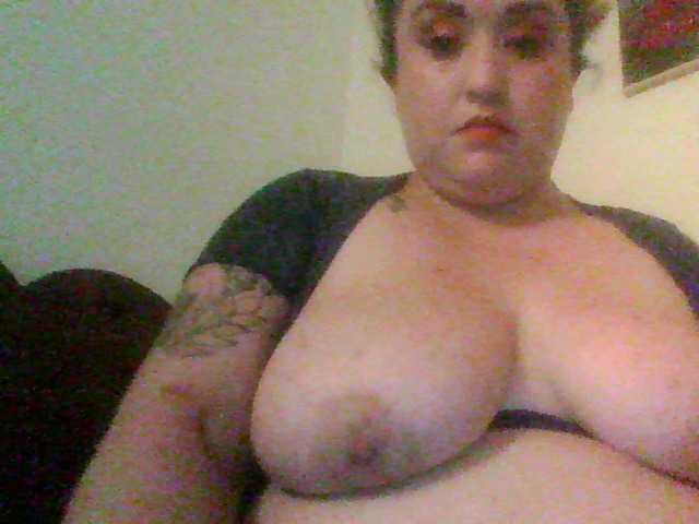 Fotky ChefCakes505 Daddy come punish your dirty little whore!! @badgirl. I want to be your dirty little cum slut!