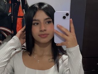 Erotický videochat Laura-Khalifa