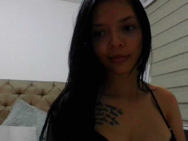 Fotky laurajurado welcome to me room. im laura tell meI am to please you in every way ..300 sexy strip naked. PVT ON