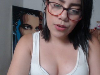 Fotky LaurenJohnsom Night of lingerie red, u like my new look? STRIP AT GOAL, You can make me happy and moan with the vibes inside my pussy #latina #ass #bigass #cum #squirt #anal #lovense