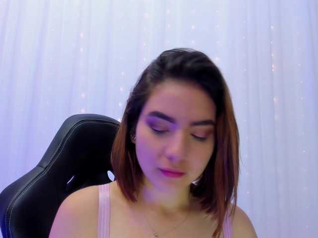 Vysílací screenshoty LeahMaya