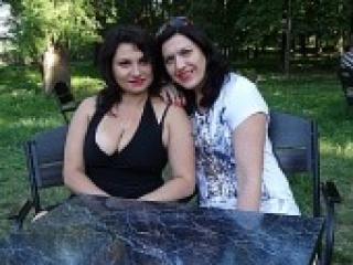 Erotický video chat lesbigirlsx