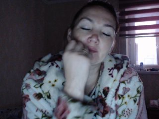 Fotky Leyla-Smile17 HELLO GUYS!!! HELP ME REACH MY GOAL TILL MY BIRTHDAY!!! I NEED JUST 1500 TKNS!! HUGS AND KISSES!!!