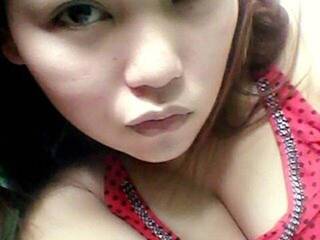 Erotický videochat xAsianTitsx