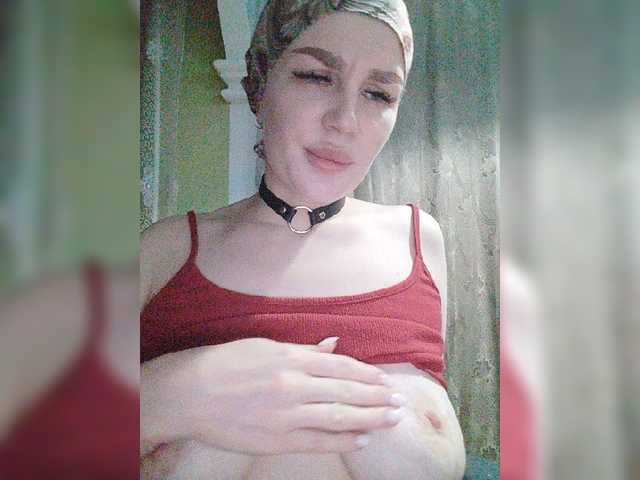 Fotky Liliannea I'm raising money for treatment. Every token counts! Tokens only in the general chat. All naked and sexy games only in private. Loved vibrations 15,21,55! 101 CURRENT IS THE STRONGEST VIBRO FOR 30 SECONDS! @remain Treatment