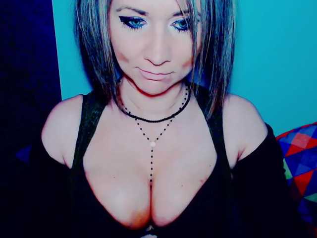 Fotky Lilly666 hey guys, ready for fun? i view cams for 50, to get preview of me is 70. lovense on, low 20, med 40, high 60. yes i use mic and toys, lets make it wild