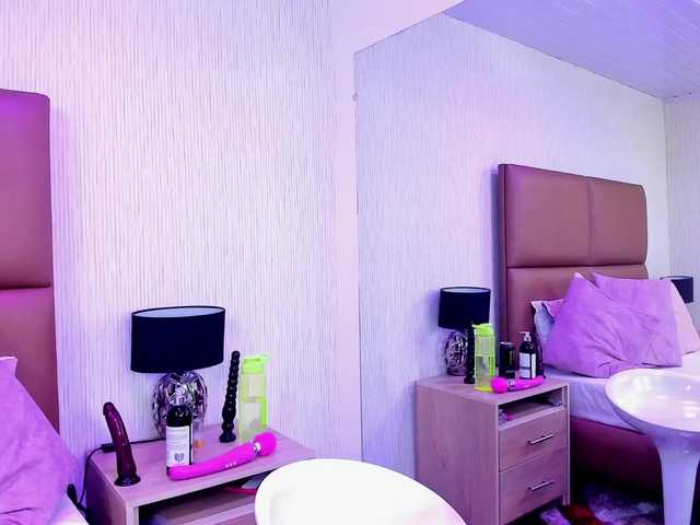 Vysílací screenshoty LilyMiller