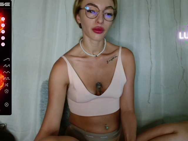 Fotky LinaCarter Get my top OFF@299tk :) @remain tk until show @lovense @lush