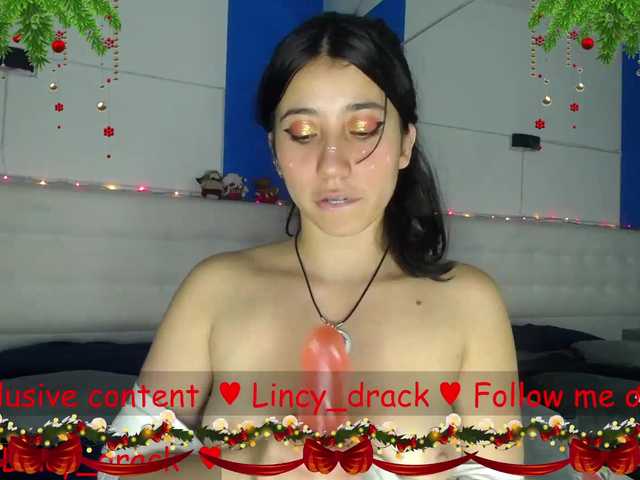 Fotky Lincy5 Bra off and sho w boobs #smalltits #18 #daddy #latina #braces