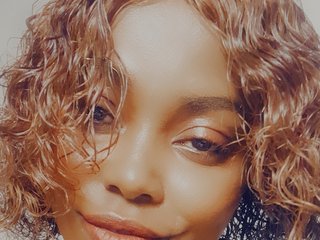 Erotický videochat Littledirtyslutty