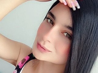 Erotický videochat littleemma-777