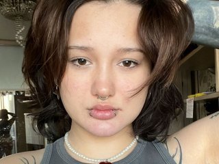 Erotický videochat littlewetgirl