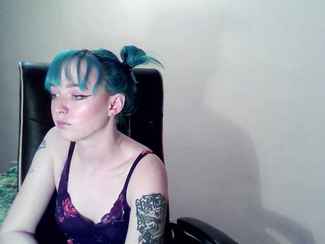 Fotky LittleMolly Hey guys!:) Goal- #Dance #hot #pvt #c2c #fetish #feet #roleplay Tip to add at friendlist and for requests!