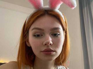 Erotický videochat LolaRedBunny