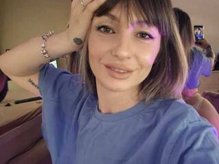 Erotický videochat LolaxCute