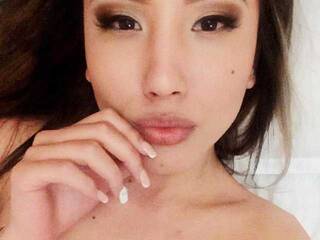 Erotický videochat Lora-flame