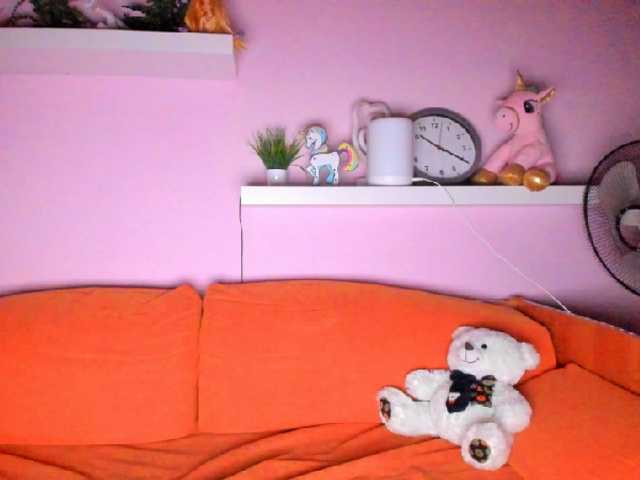 Vysílací screenshoty LoveMeLuvMe