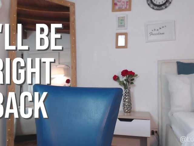 Fotky luci-vega Hello Guys! I am very happy to be here again, help me have a great orgasm with your tips [500 tokens remaining GOAL: RIDE DILDO 488 ]