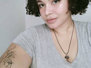 Erotický videochat Lucia-Stone71