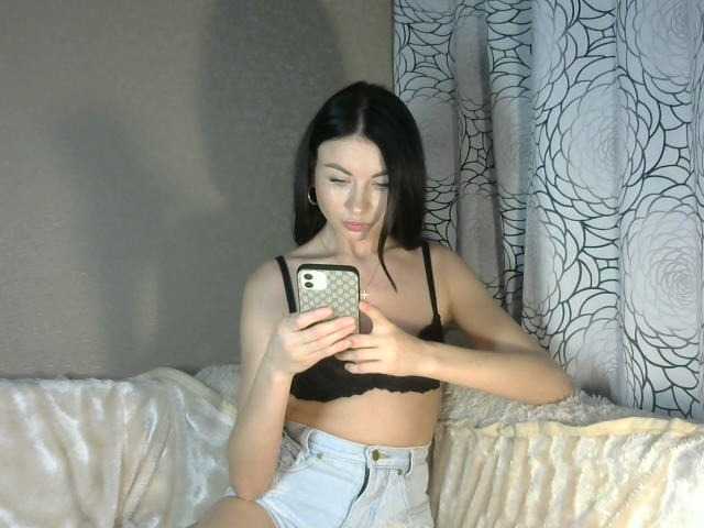 Fotky LuckyViky hello. show you pussyIf you like lovense controlme IN ! put love )