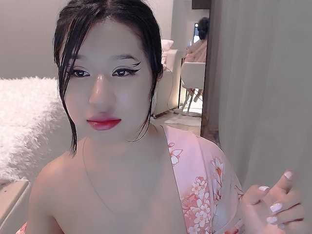Vysílací screenshoty LucyLiu