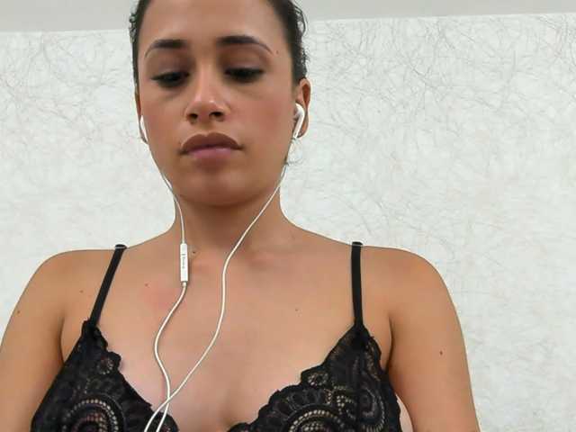 Fotky LuisaTrujillo Hello Guys, Today I Just Wanna Feel Free to do Whatever Your Wishes are and of Course Become Them True/ Pvt/Pm is Open, Make me Cum at GOAL
