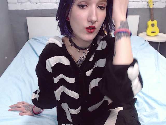 Vysílací screenshoty LynCollinsX