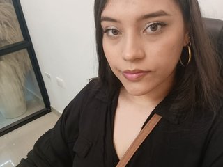 Erotický videochat MaddieEvans