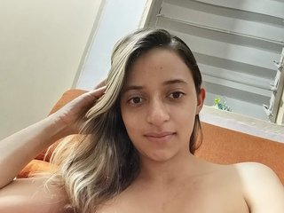 Erotický videochat MaddieLoyd