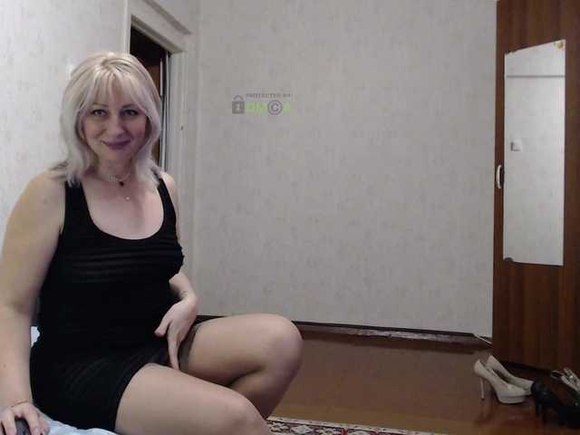 Fotky MadinaLyubava hello! I do not undress in chat, spy, private - only in underwear, there is no full private, I do not fuck with a dildo, I do not undress completely, I do not show my face in personalrequests without tokens - banI'll kick the silent one out