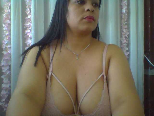 Fotky mafersmile #latina #bigboobs #bbw #mature #mistress