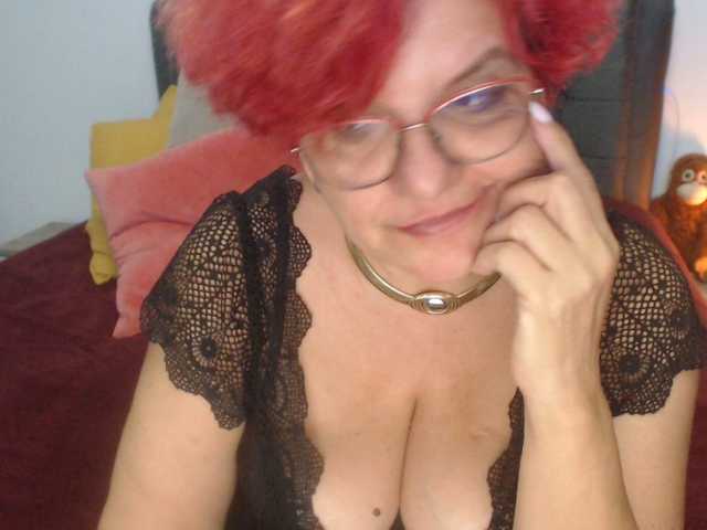 Fotky maggiemilff68 #mistress #mommy #roleplay #squirt #cei #joi #sph - every flash 80 - masturbate and multisquirt 400 - anal 500 - one tip