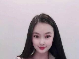 Erotický videochat Mandy-HuoWu