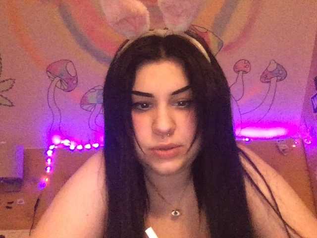 Fotky MarianaWillss Help me to get 500 tokens babes:*