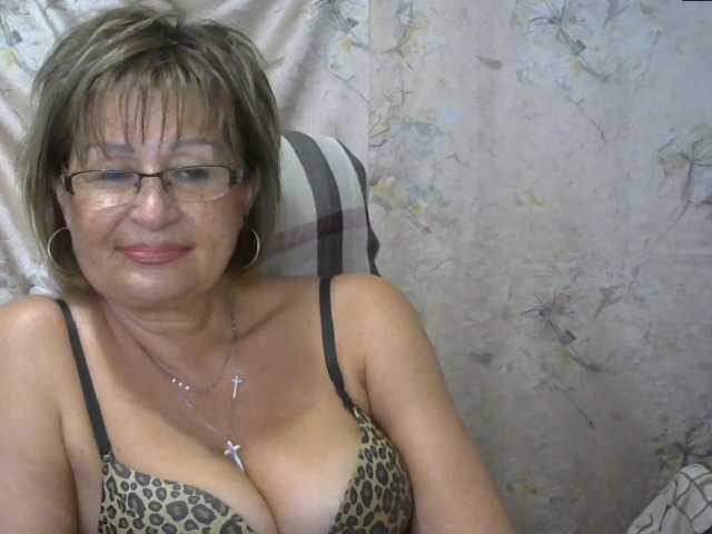 Fotky MatureLissa Who want to see mature pussy ? pls for @total English and German