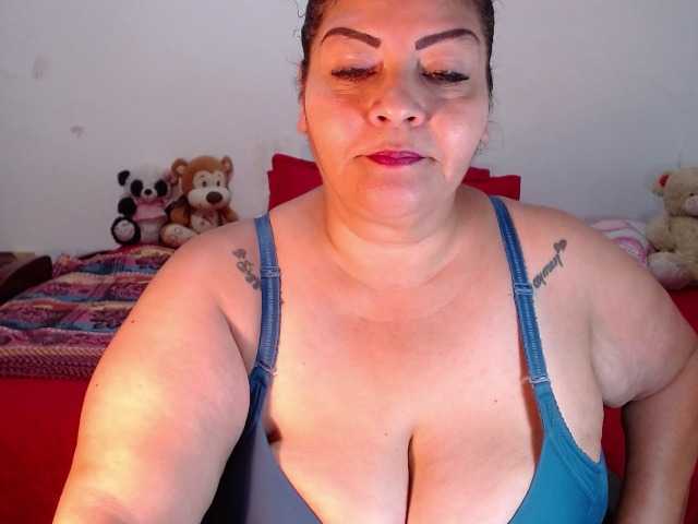 Fotky Maturextgreat #bbw #bigbelly #bigboobs #bigass #grandma #milf #gilf #latina @total 600 @sofar 600 @remain 0