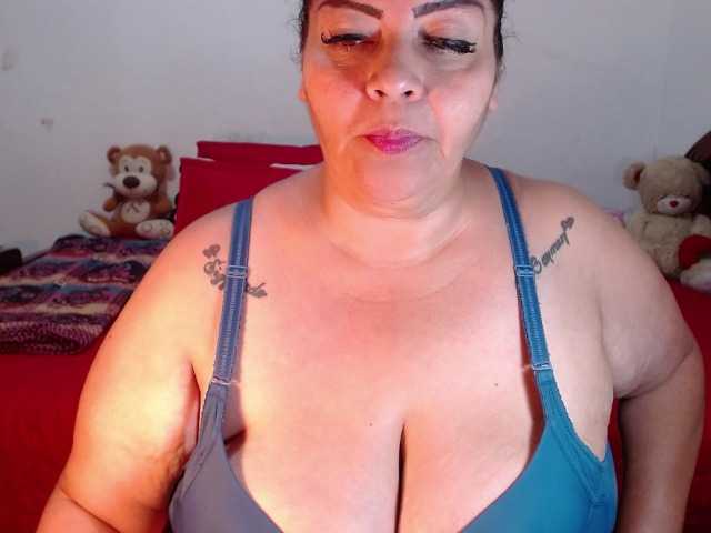 Fotky Maturextgreat #bbw #bigbelly #bigboobs #bigass #grandma #milf #gilf #latina @total 600 @sofar 600 @remain 0