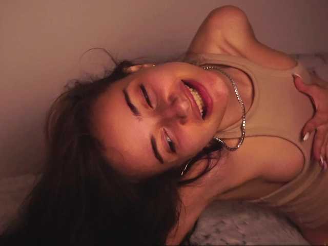 Vysílací screenshoty Maya888