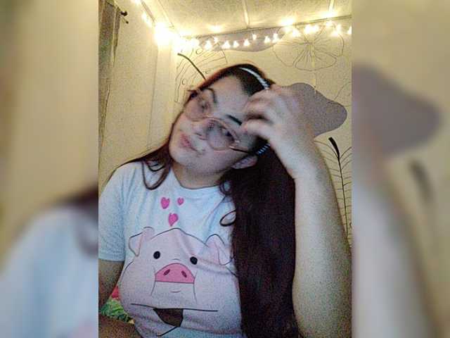 Vysílací screenshoty MeliAdams